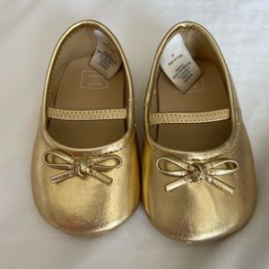 Janie and Jack gold bow flats size 3
